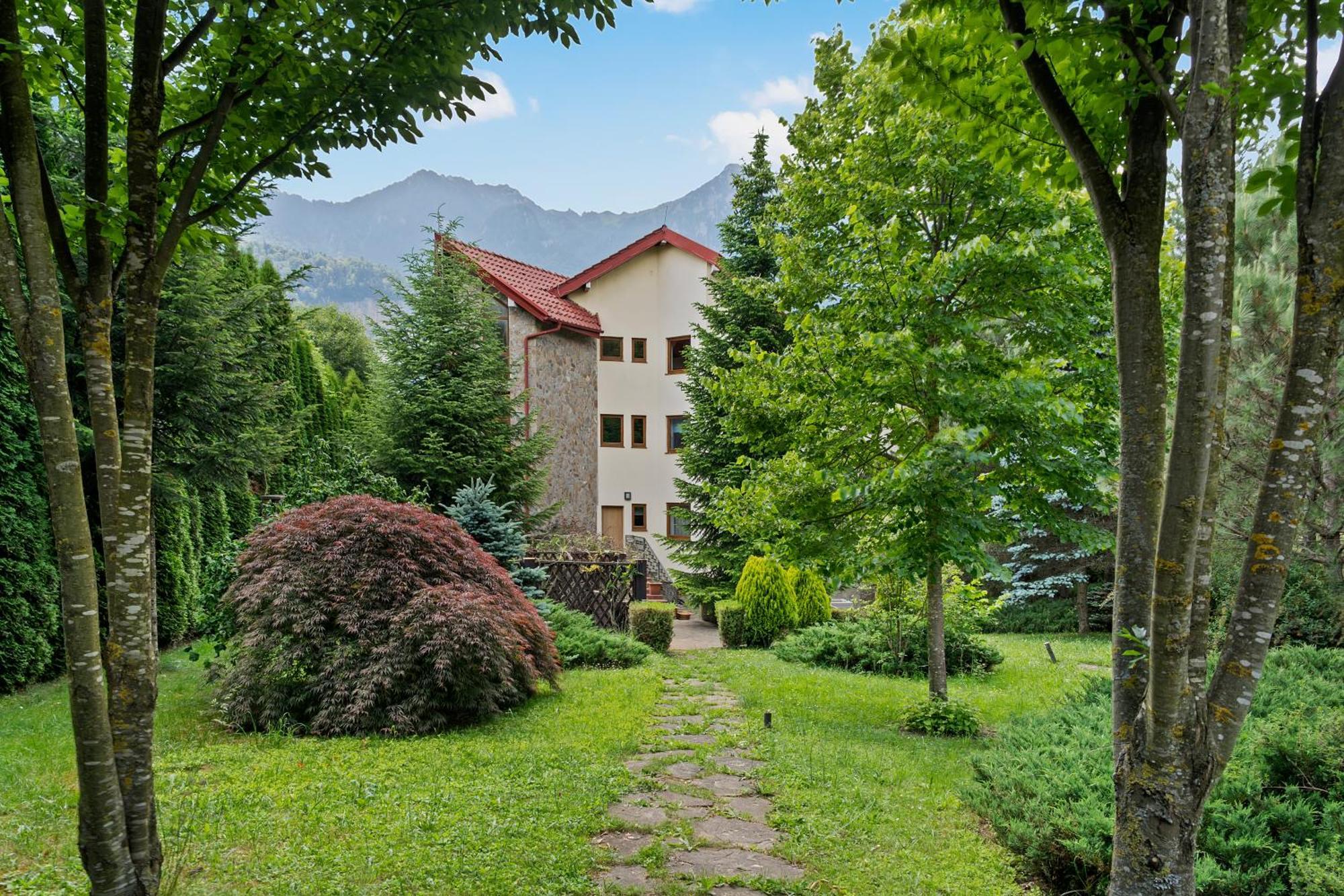 Wine Cellar Villa With Beautiful Garden In Sinaia - Busteni Poiana Tapului Exterior foto