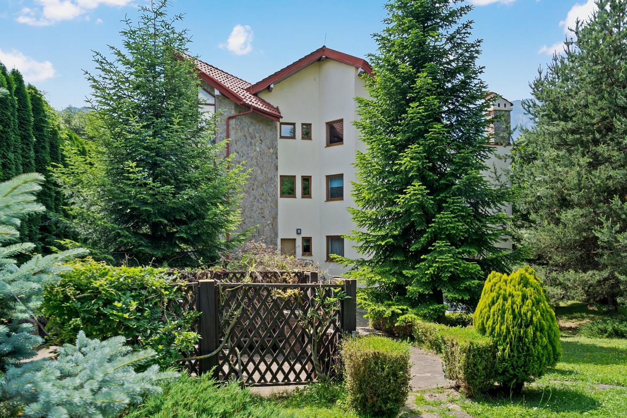 Wine Cellar Villa With Beautiful Garden In Sinaia - Busteni Poiana Tapului Exterior foto
